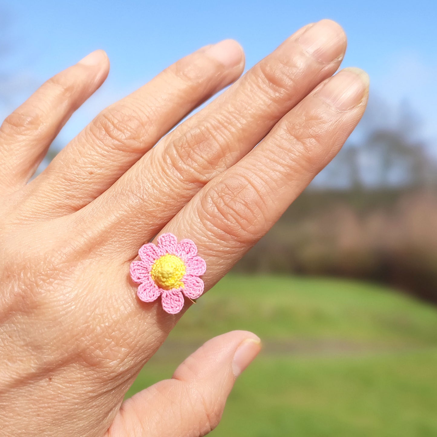 Bague fleur au crochet
